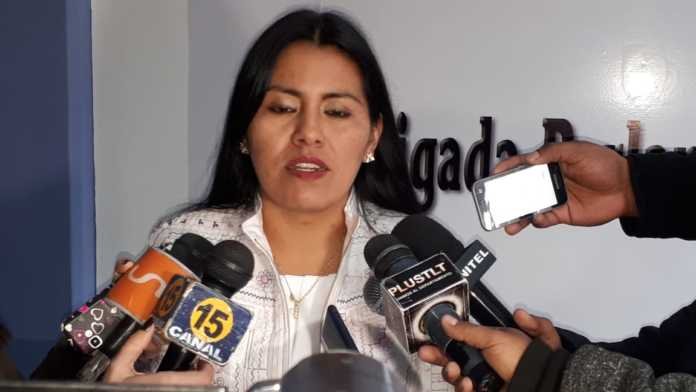La presidenta de la Brigada Parlamentaria de Tarija, Sonia Condori,