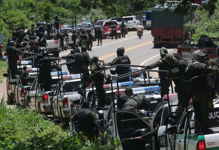Policía levanta los bloqueos en Tiquipaya y Petacas - elperiodico-digital.com