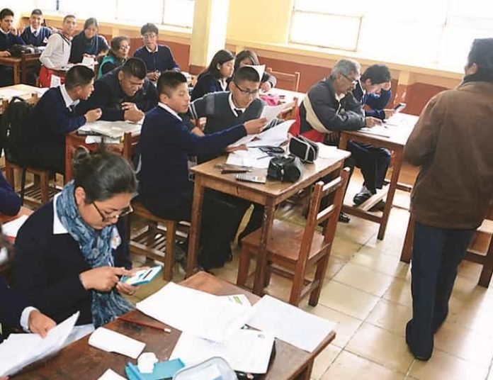 Se dará prioridad, en primera instancia, a estudiantes que ya tienen hermanos en la unidad educativa.