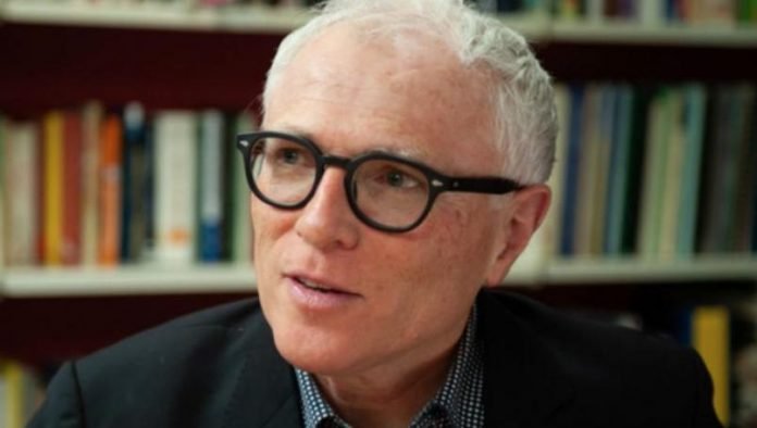 entrevista-michael-baker-eliminar-covid-19.r_d.556-383-8401